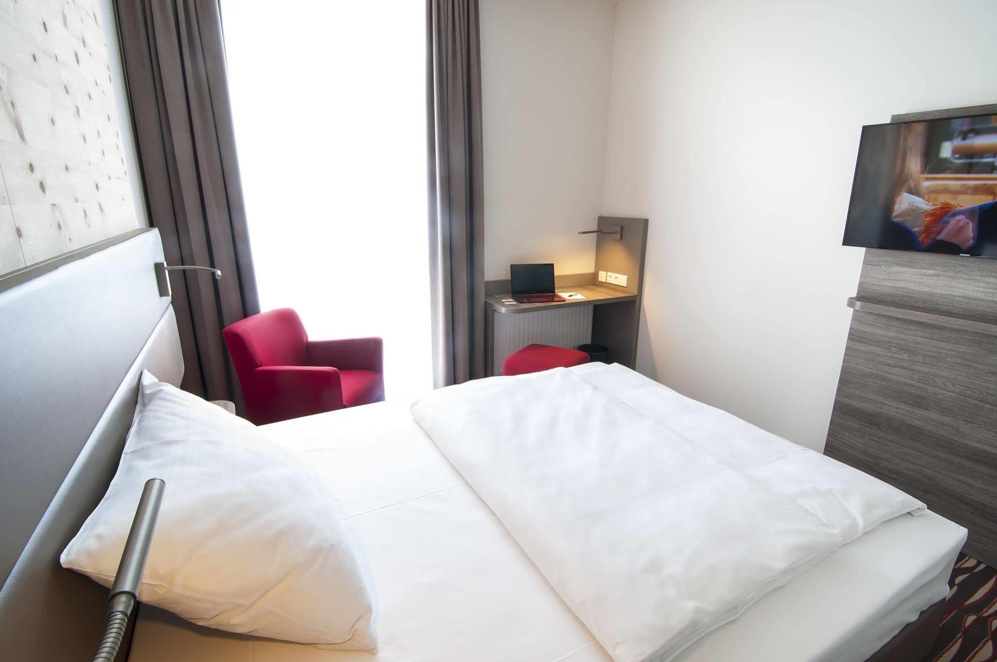 Amaro Hotel Bergkirchen  Dış mekan fotoğraf